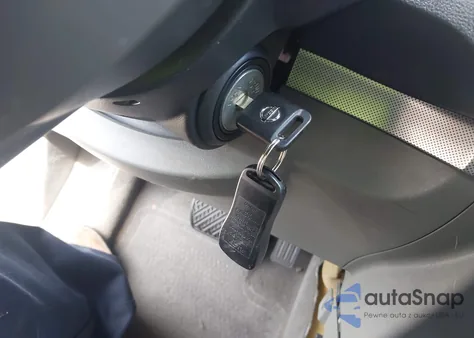 2009 Nissan Sentra 2.0S z USA, uszkodzony, nr VIN 3N1AB61E29L615728